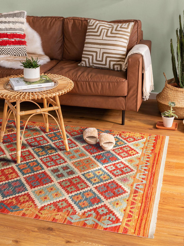 Rota Yıkanabilir, Çift Taraflı Kullanıma Uygun Yumuşak Tuşeli Otantik Kilim 05 TERRA - Carpetdocia