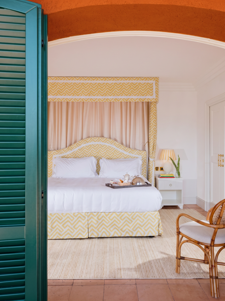 Tapis de salon brillant à tissage serré de haute qualité à motif moderne série Mumbai 05 CRÈME OR