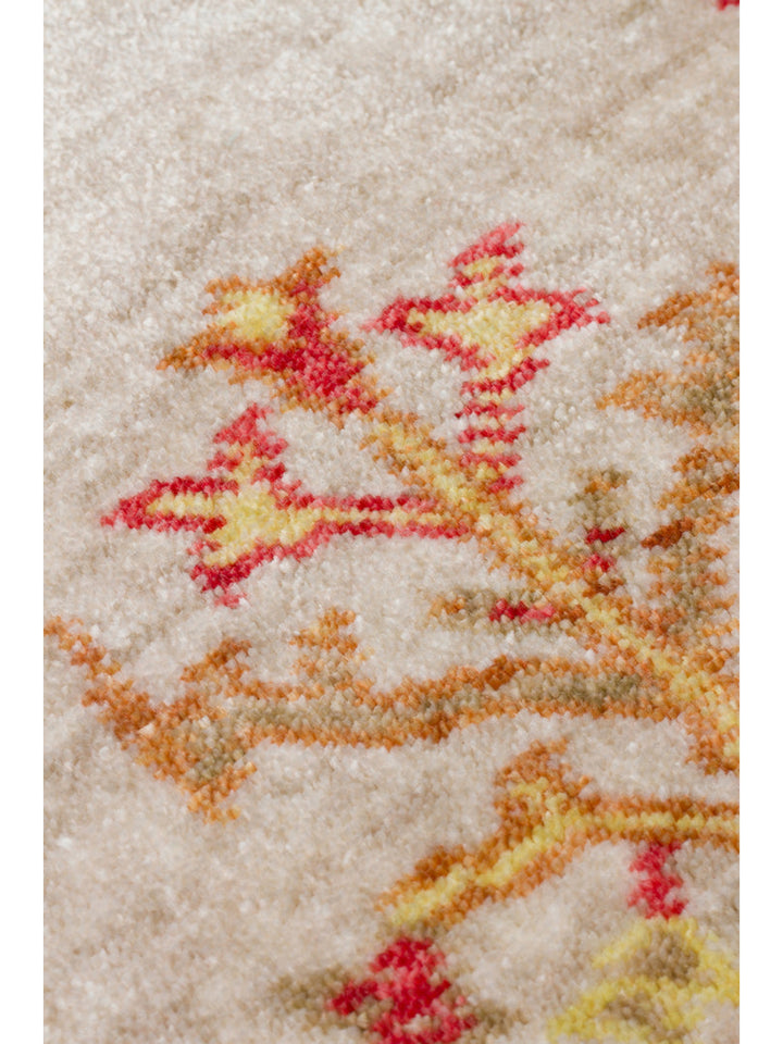 Oushak Carnaval %100 Naturel Kolay Temizlenir El Emeğiyle Üretilen TENCEL™ Modern Uşak Halısı 08 BEIGE AUTUMN Q - Carpetdocia