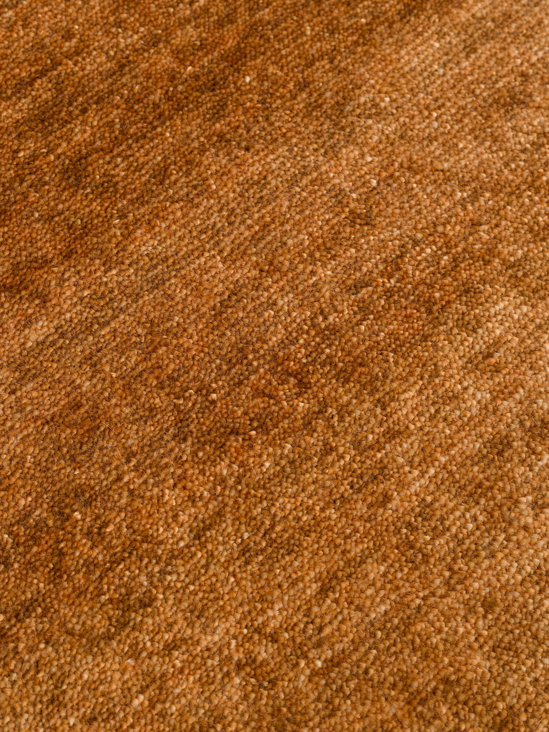 Victoria %100 TENCEL™ Lyocell El Emeği ile Üretilen Halı WARM TERRA doku detayı